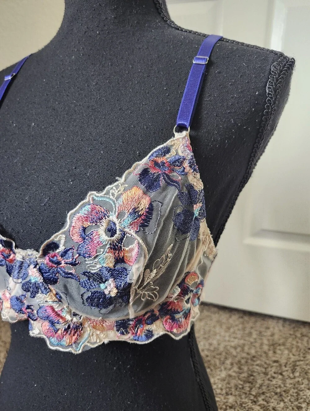 Floral Embroidered Lace Bra - Navy & Multi